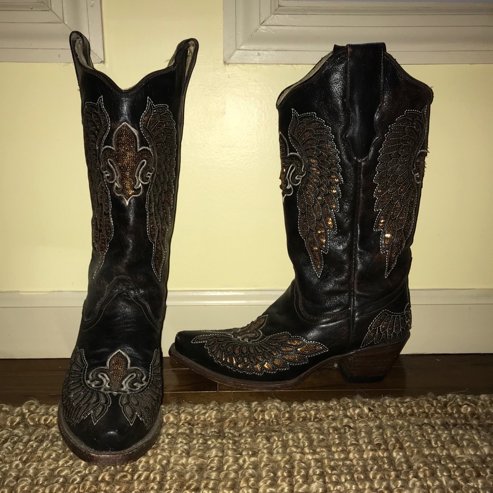 Size 7 1/2 Women’s Coral Cowgirl Boots